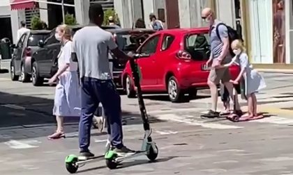 Questa cosa dei monopattini forse ci sta sfuggendo di mano… (video)