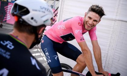 Immenso Filippo Ganna: il velocista ora vince anche in salita al Giro d’Italia