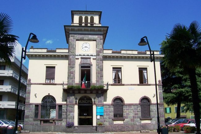 “Abbattiamo il Colossi”: il centrodestra (in frantumi) cerca di fondere i pezzi per una lista e un nuovo… Colosso
