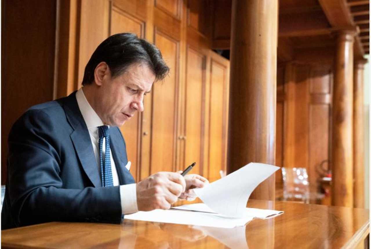 Firmato il nuovo decreto: ecco cosa si può fare e cosa no nei prossimi 30 giorni