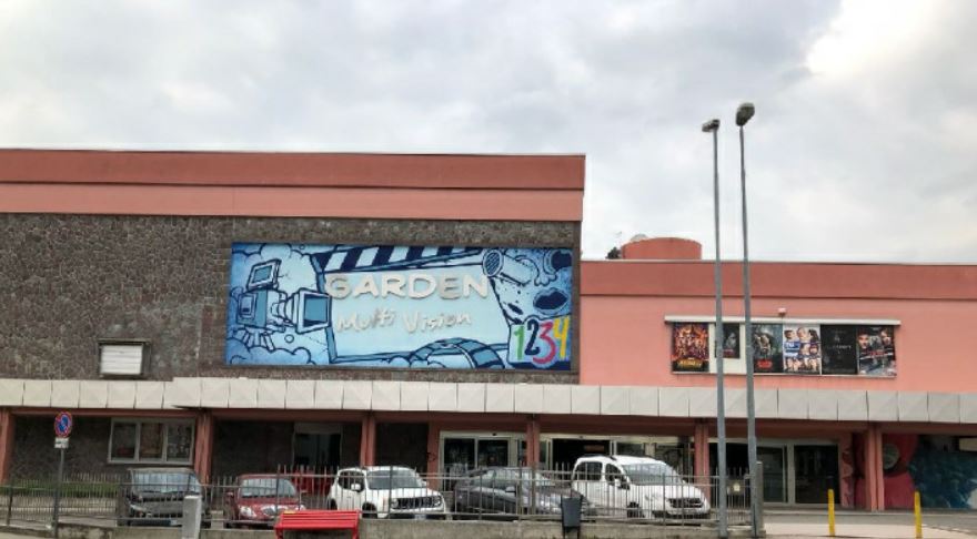 Quel sipario calato su cinema e teatri