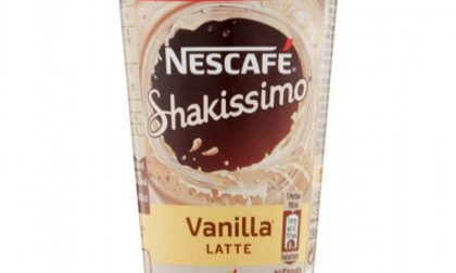 Nescafé Shakissimo ritirato dai supermercati per possibile presenza di acqua ossigenata