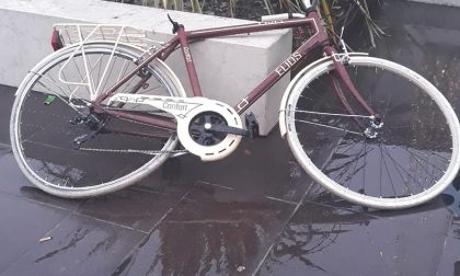 Biciclette rubate e vandalizzate, i cittadini: “Ragazzini arroganti”