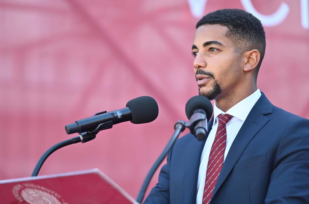 Simone Canu, migliore studente d’Italia di Cà Foscari: “La mia mamma, il Liceo, Venezia, i viaggi, gli amici, la nonna in Piazza San Marco”