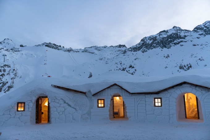 E a Ponte di Legno si inventano le suite igloo