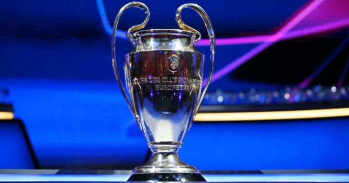 L’Uefa toglie la finale di Champions League a San Pietroburgo: si giocherà a Parigi