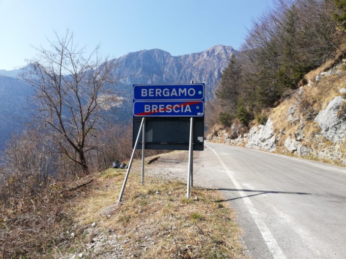 A Paline di Borno, dove hanno trovato il corpo fatto a pezzi di una donna