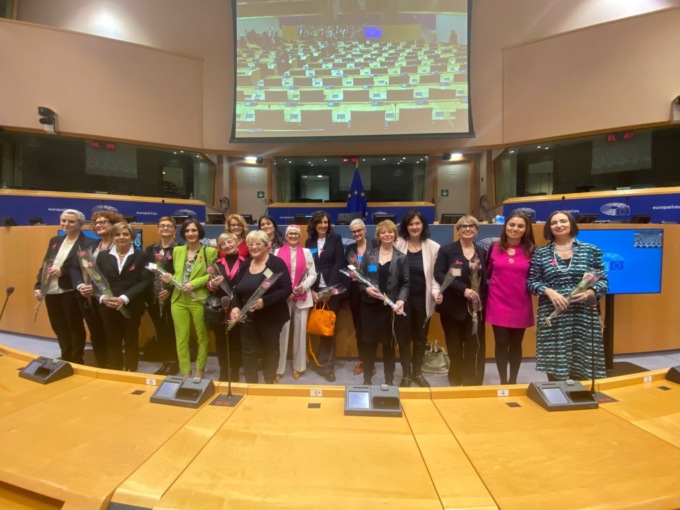 Le donne del #CCW di Araberara al Parlamento Europeo di Bruxelles