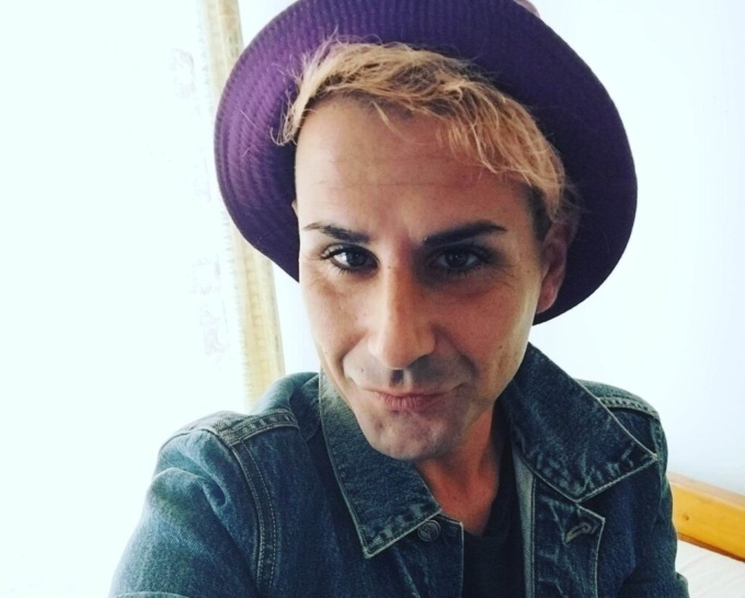 Nicola: “Non ne potevo più di essere preso in giro, ho pianto, me ne sono andato dall’Italia e ora sono rinato”