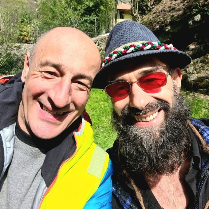 Enrico, l’alcool e la droga: “Ho iniziato a bere a 15 anni, poi la cocaina e ora la mia vita qui in Valle”