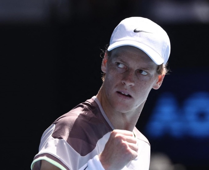 Australian Open: Jannik Sinner vola in finale