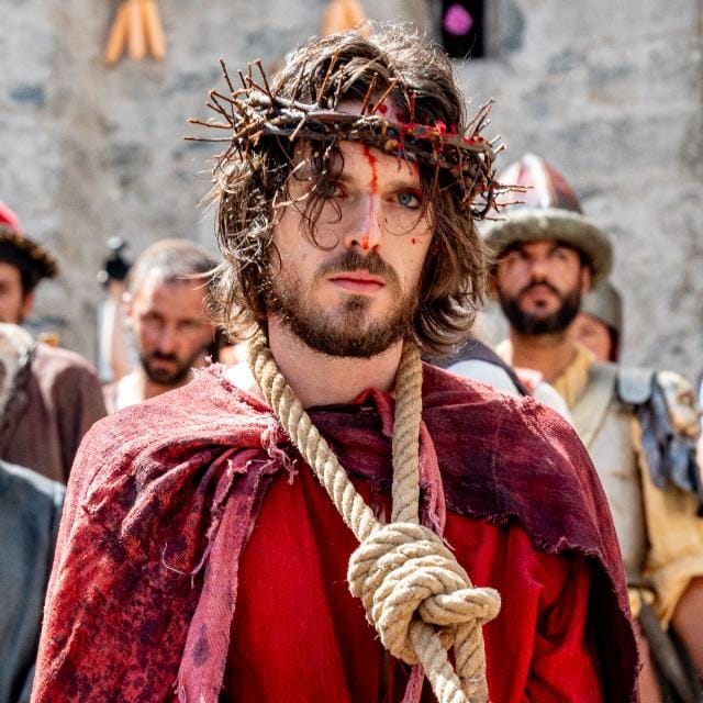 Intervista a Thomas, 25 anni, il Cristo della Santa Crus 2024