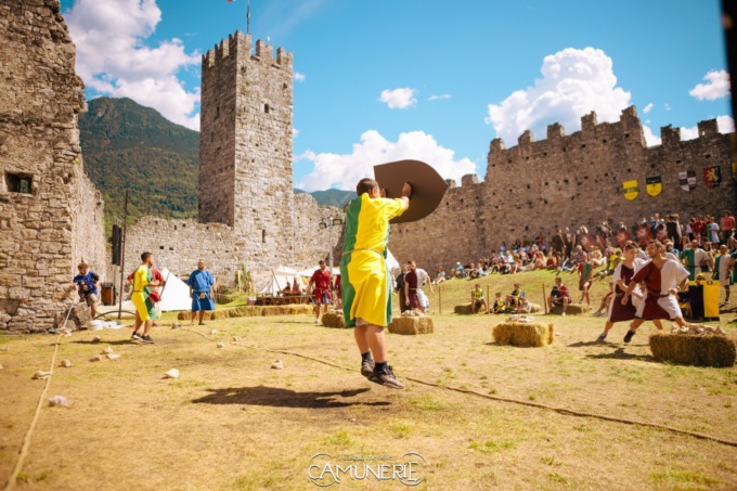 Il castello torna a vivere con Le Camunerie
