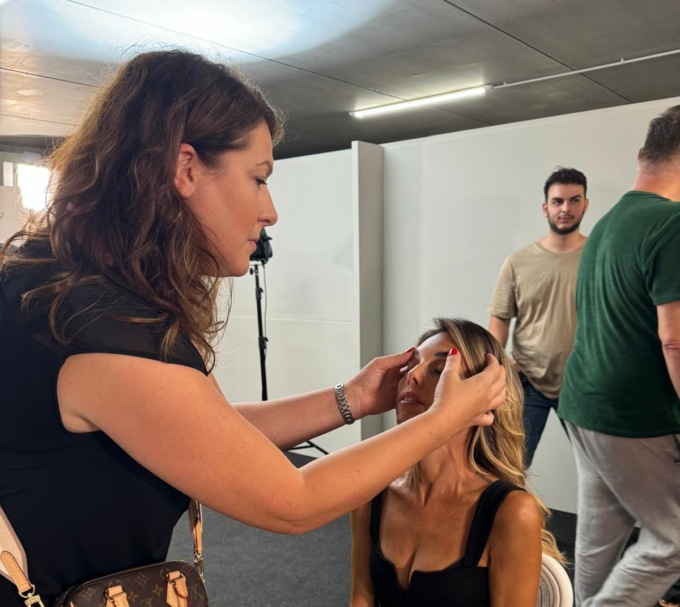 Liala, la beauty coach camuna che dopo il Festival di Sanremo è sbarcata a Venezia