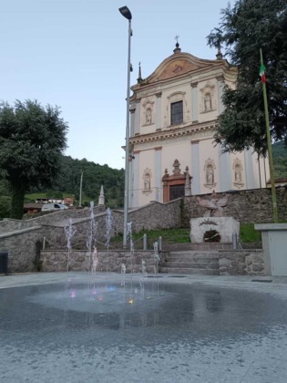Finiti i lavori alla piazza: sarà intitolata a don Battista Garbellini