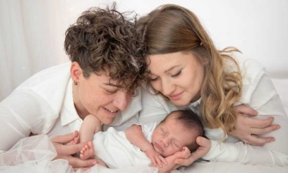 Mariacristina e Sofia, mamme di Noah, nato a gennaio: "I viaggi a Barcellona, l'esito positivo, la gravidanza. Dal 19 luglio è figlio di entrambe"
