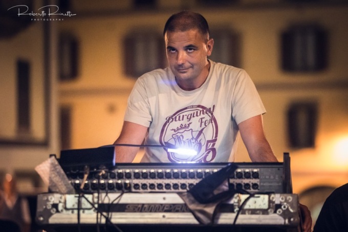 Sergio e ‘Il Musicista’ da oltre 40 anni: “Mi rattrista pensare che dopo di me non ci sarà seguito”