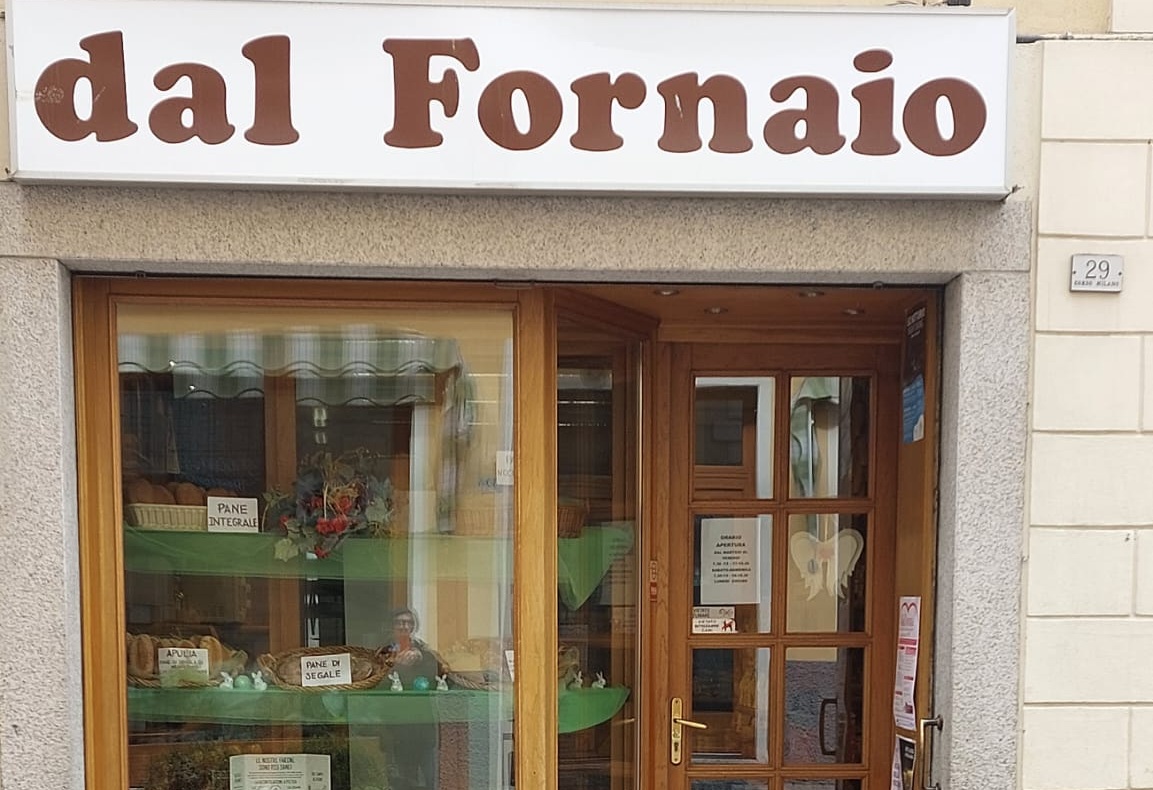 Igino ed Elena e il loro negozio storico ‘Dal Fornaio’