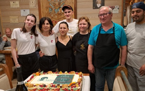 Valentina e la sua ‘Baita’, attività storica: “Adoro vivere e lavorare qui, Cevo è un paradiso. Non farei mai cambio con la città”