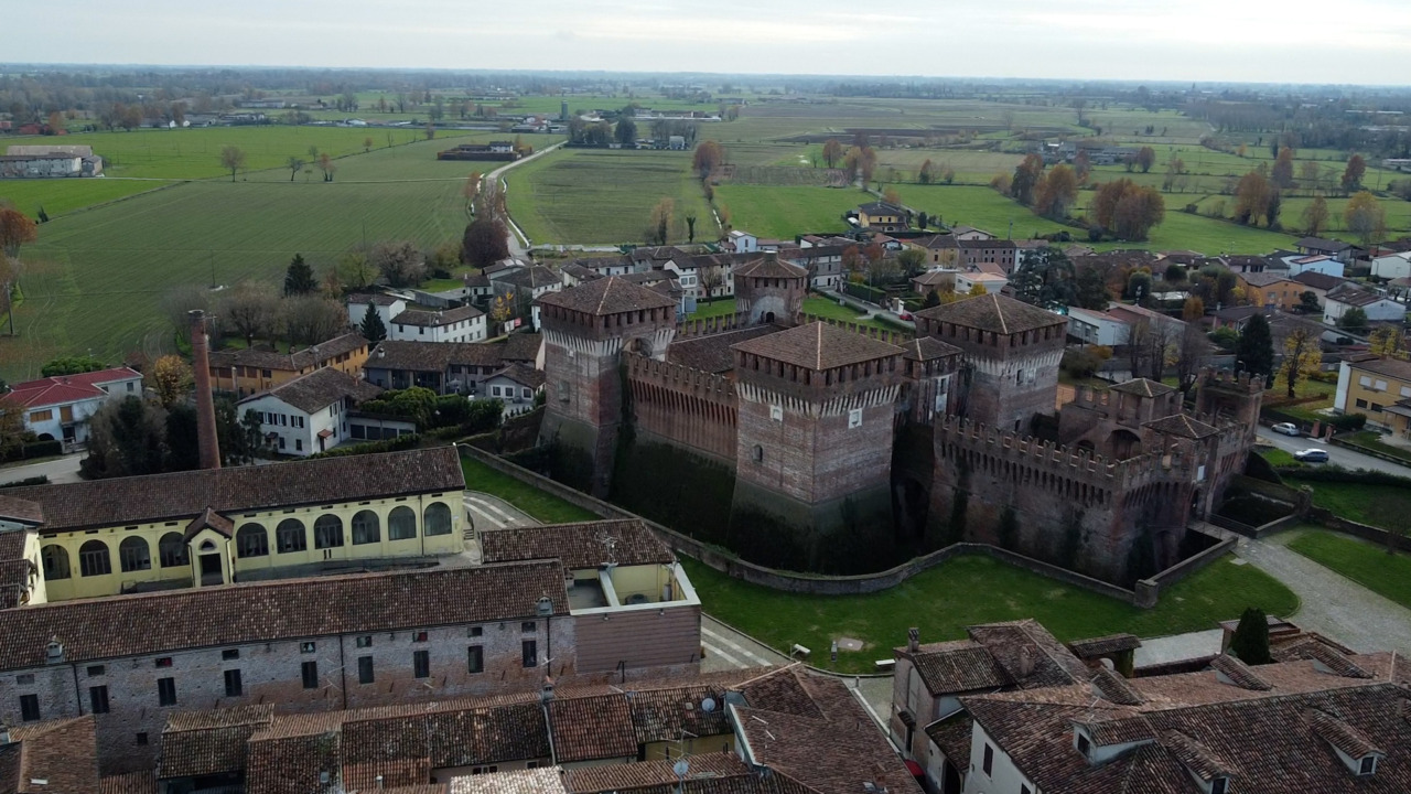 Questa sera su il61 e Telecity scopriamo Soncino, con “Dentro e Fuori dal Comune”