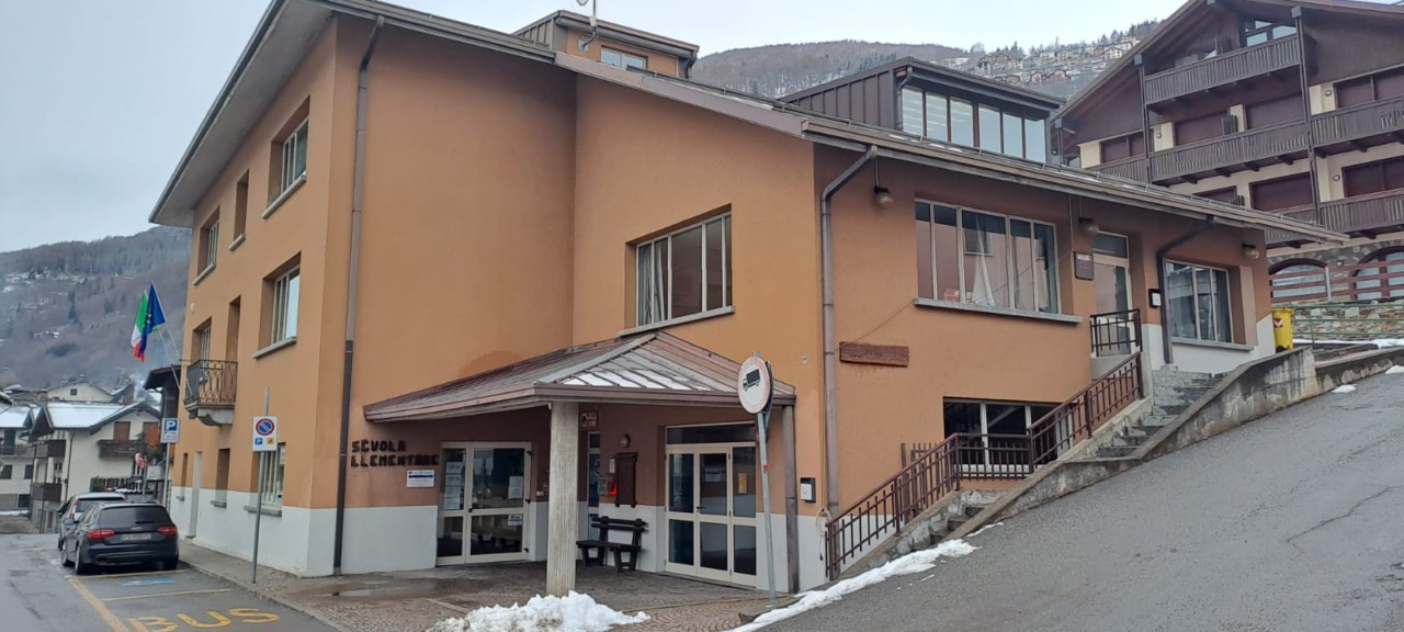 Elementari di Temù a rischio chiusura, l’appello della minoranza