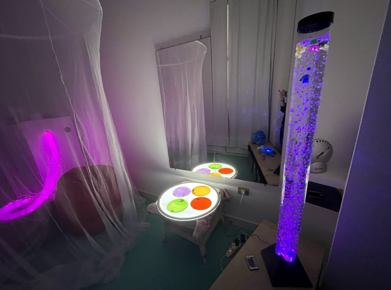 Darfo, inaugurata la Stanza Snoezelen del CDD della Cooperativa Azzurra