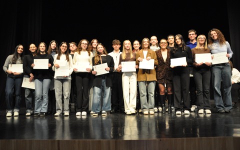 Consegnati i premi al merito scolastico ad una quarantina di ragazzi. Cristian Marioli lo sportivo dell’anno