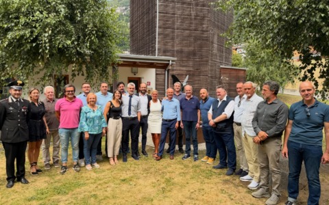 Il Ministro Calderoli ha presentato la legge sulla Montagna: “Opportunità per ripopolare le Terre Alte, incentivi a famiglie e imprese”