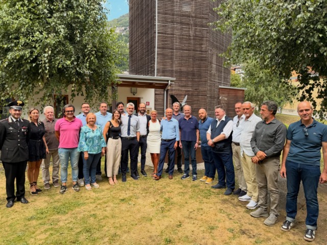 Il Ministro Calderoli ha presentato la legge sulla Montagna: “Opportunità per ripopolare le Terre Alte, incentivi a famiglie e imprese”