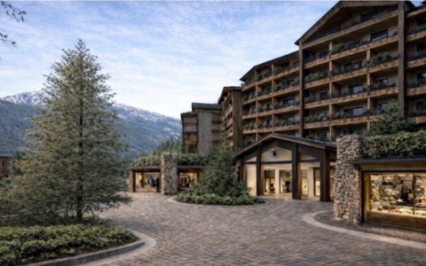 Conto alla rovescia per il mega resort 5 stelle extra luxury da 100 milioni di euro: verranno realizzate anche gallerie commerciali con marchi di lusso e ristoranti gourmet. Il Sì della Soprintendenza