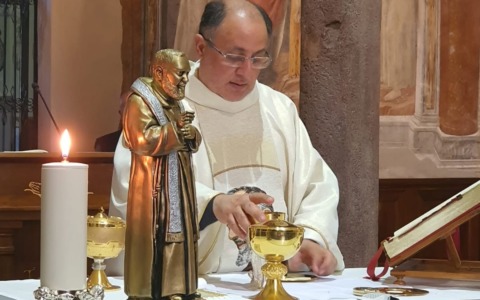 Padre Giuseppe lascia il convento dell’Annunciata per la Val d’Aosta: “Mi mancheranno le persone…”